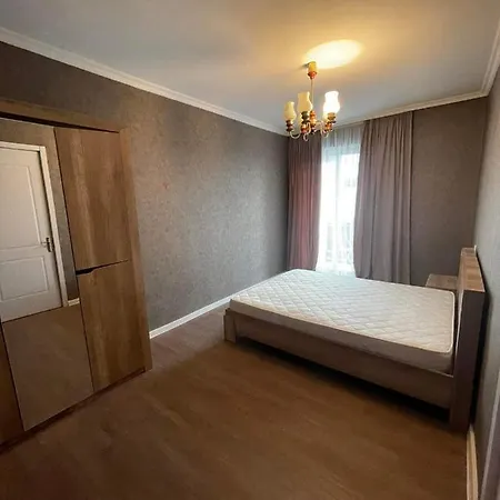 Tsius Apartment Kutaisi Exterior photo