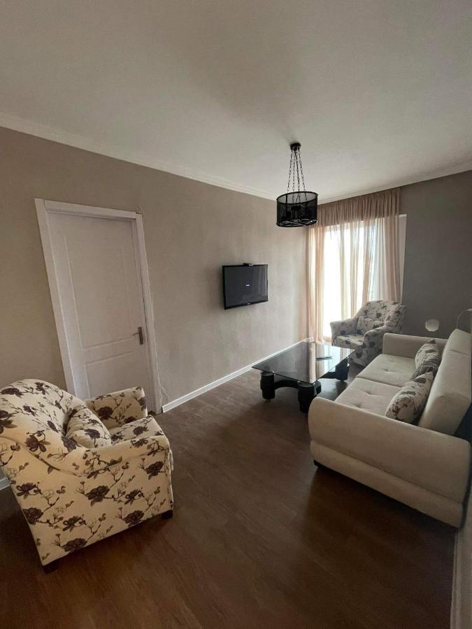 Apartament Tsius